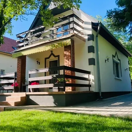 Holiday home Piroska Nyaralo